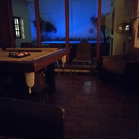 Gueemes Hostel コルドバ エクステリア 写真