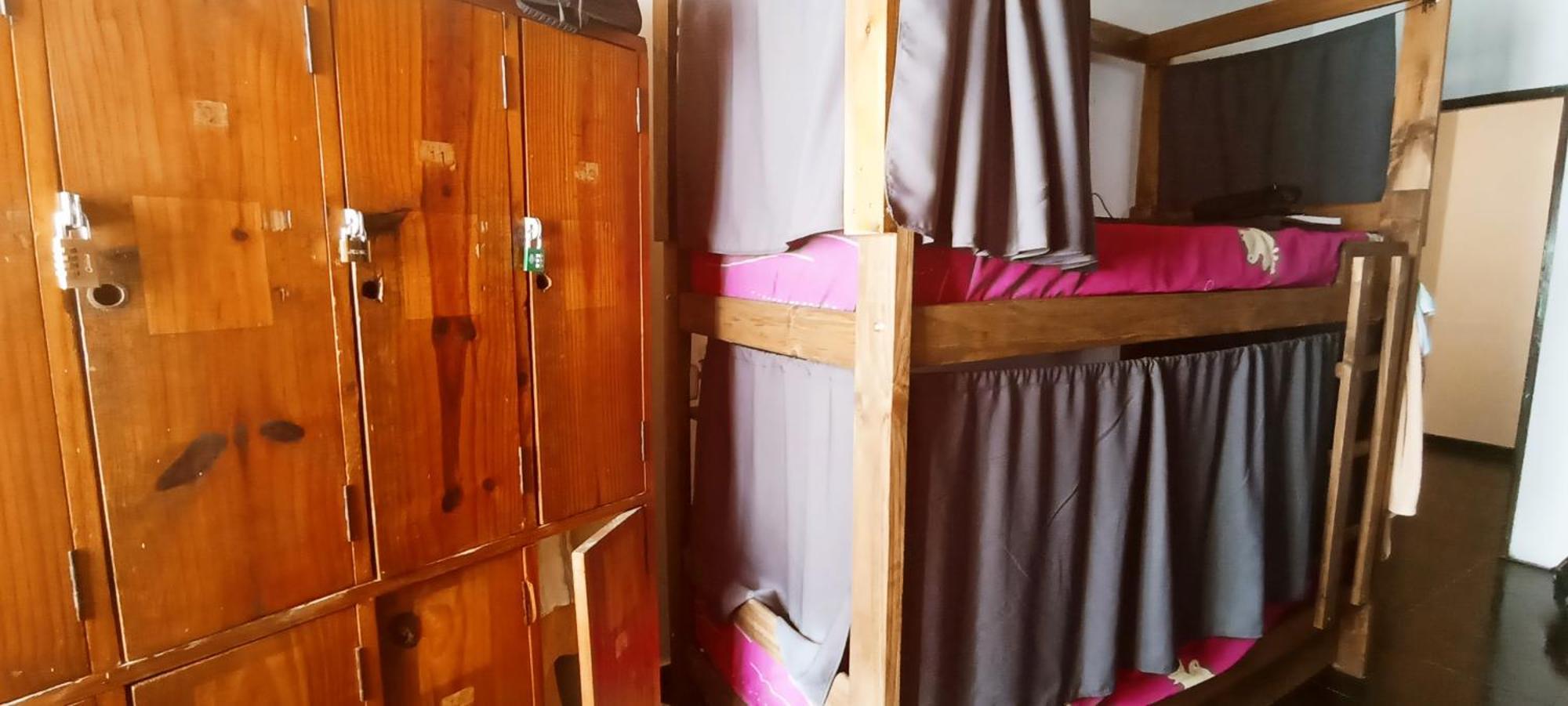 Gueemes Hostel コルドバ エクステリア 写真