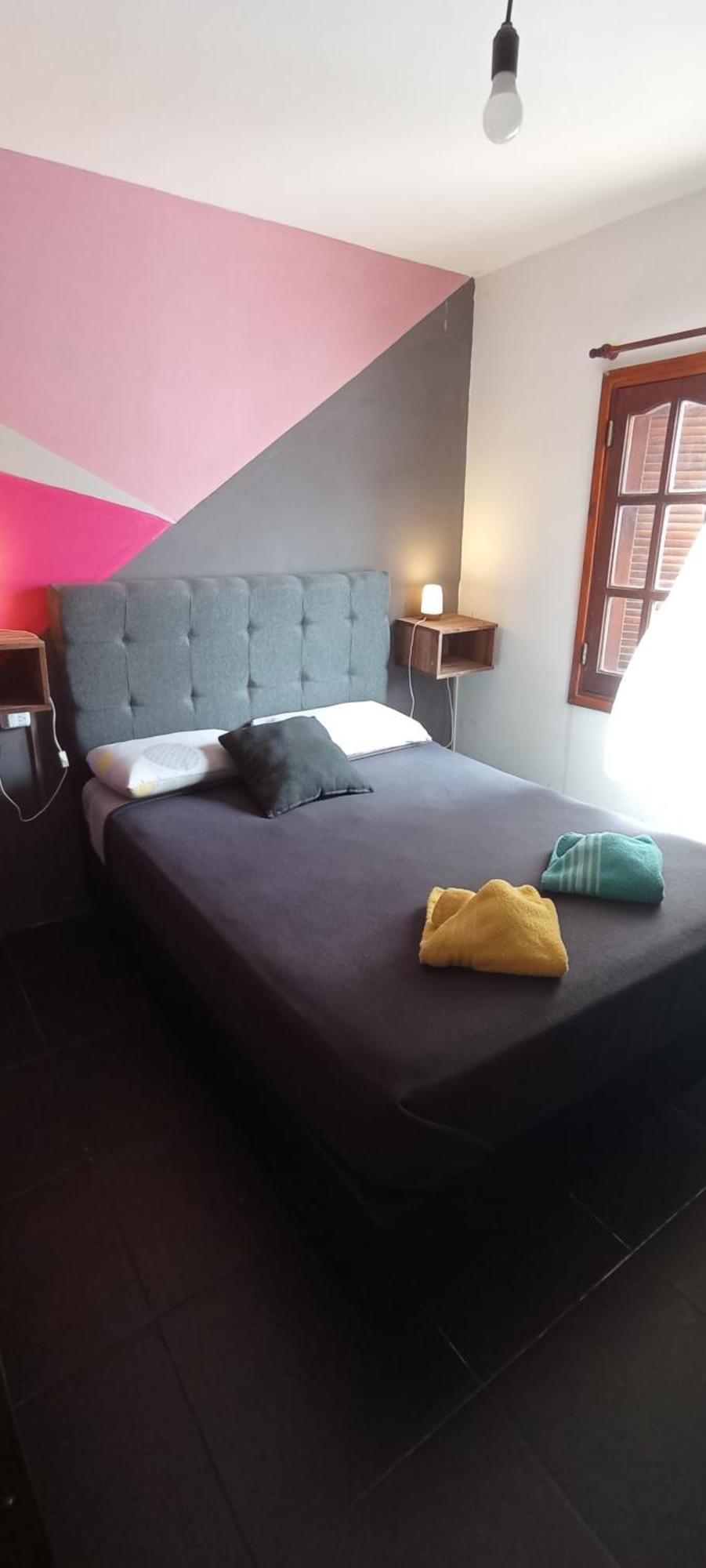 Gueemes Hostel コルドバ エクステリア 写真